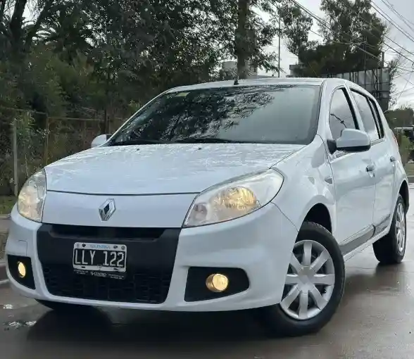 Renault Sandero 2012 - foto 1