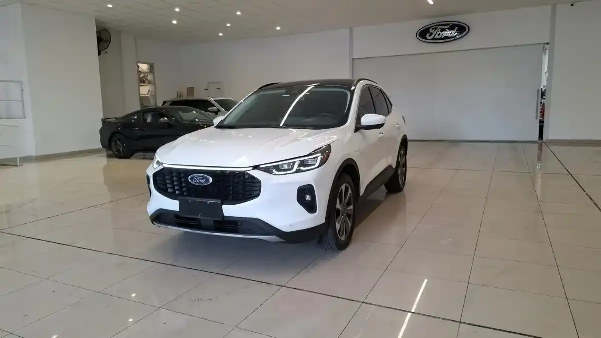 Ford Kuga 2.5 Platinum Hibrida 4X4 At 2025 - foto 5