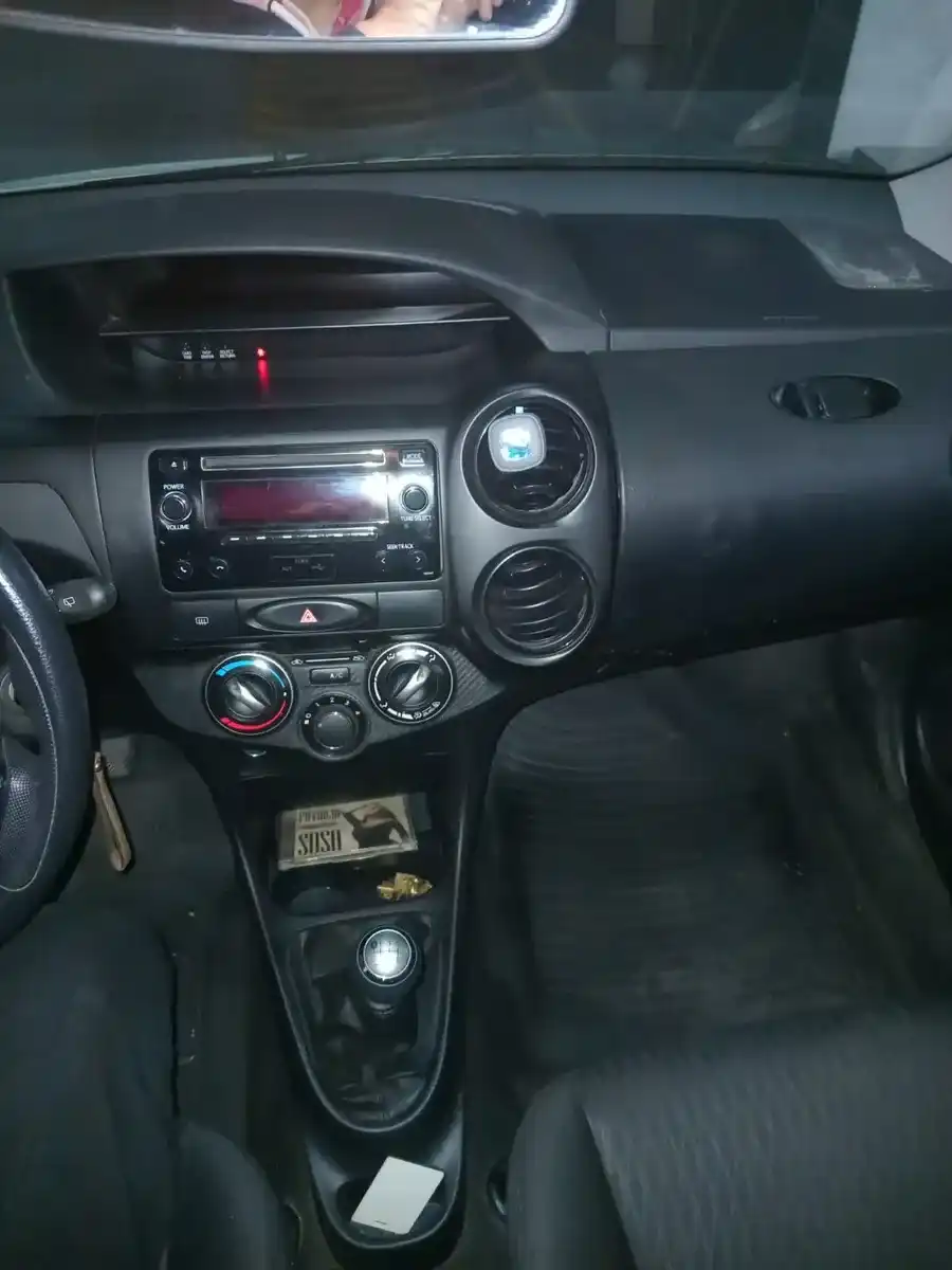 Toyota Etios 1.5 Aibo 2022 - foto 4
