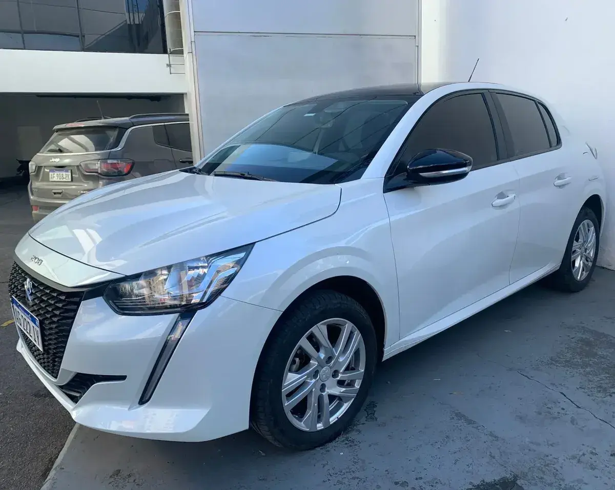 Peugeot 208 Active Pack At Am24 2023 - foto 1