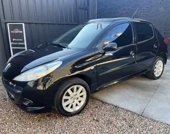 Peugeot 207 1.6 Xt 2009 - foto 1