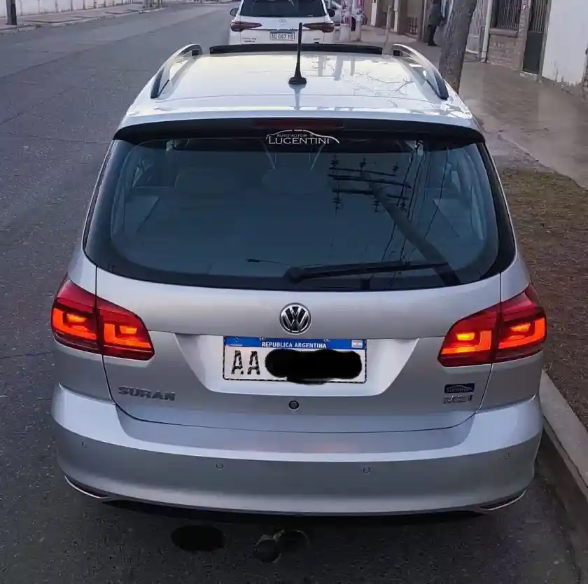 Volkswagen Suran 1.6 Highline Msi 110Cv 2016 - foto 5