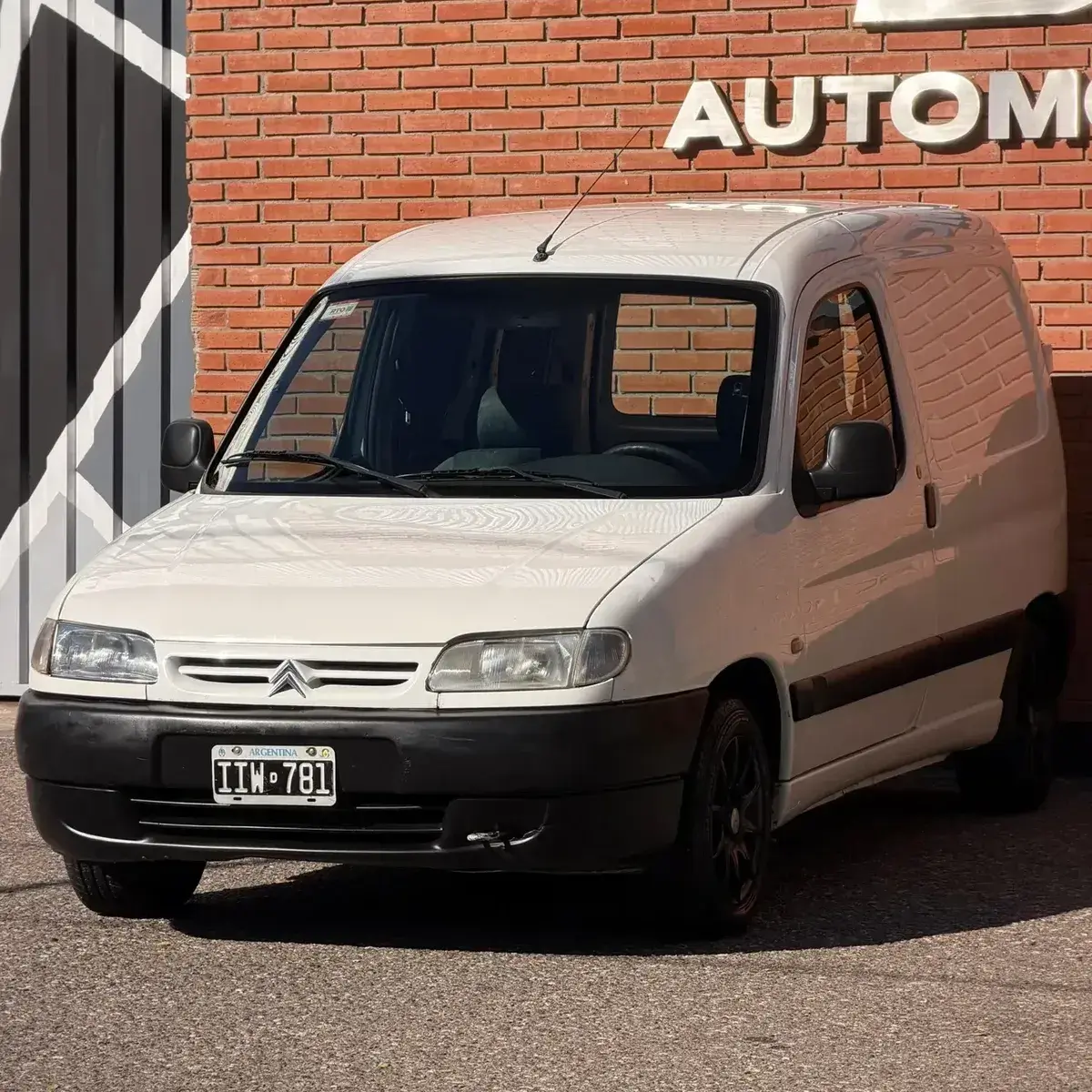 Citroën Berlingo Furgon 1.9 D 2009 - foto 1