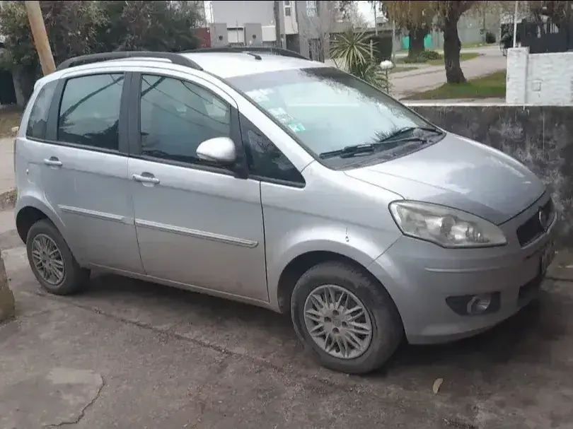 Fiat Idea 1.4 Attractive 82Cv 2011 - foto 1