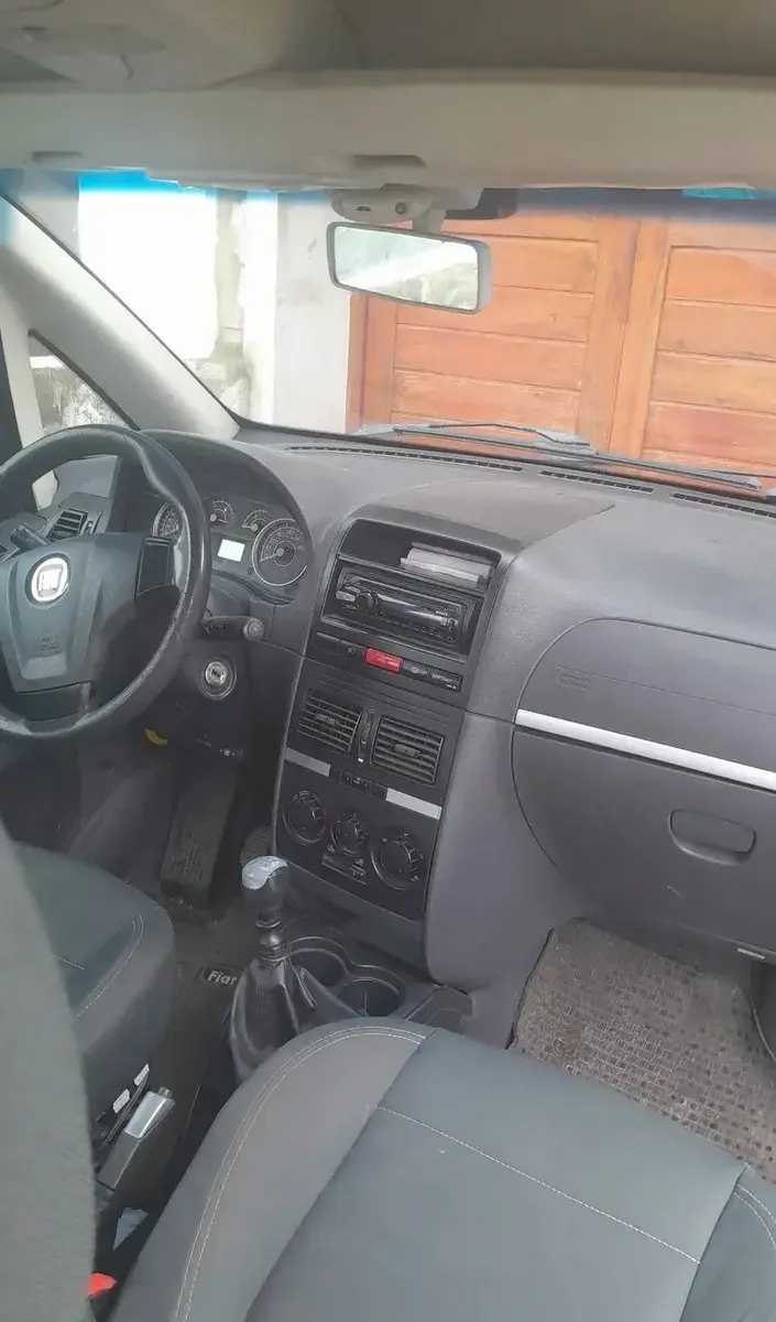 Fiat Idea 1.4 Attractive 82Cv 2011 - foto 5