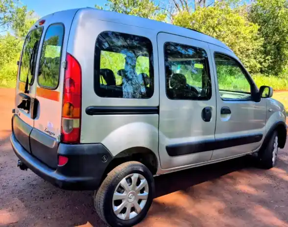 Renault Kangoo 1.6 2 Ath Plus 7As Da Aa Cd Pk Lc 2012 - foto 3