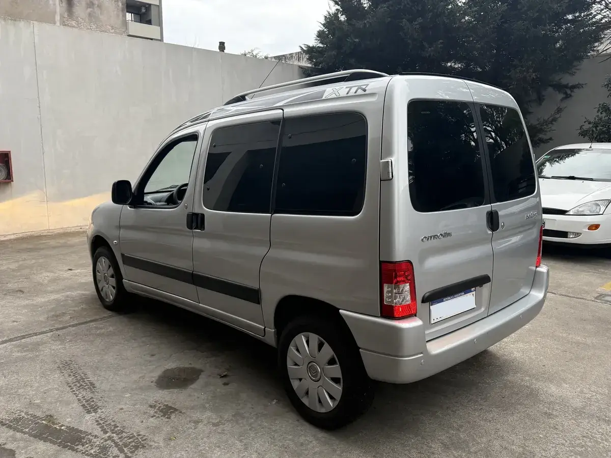 Citroën Berlingo Multispace 1.6 Xtr Hdi 92 Am18 2023 - foto 2