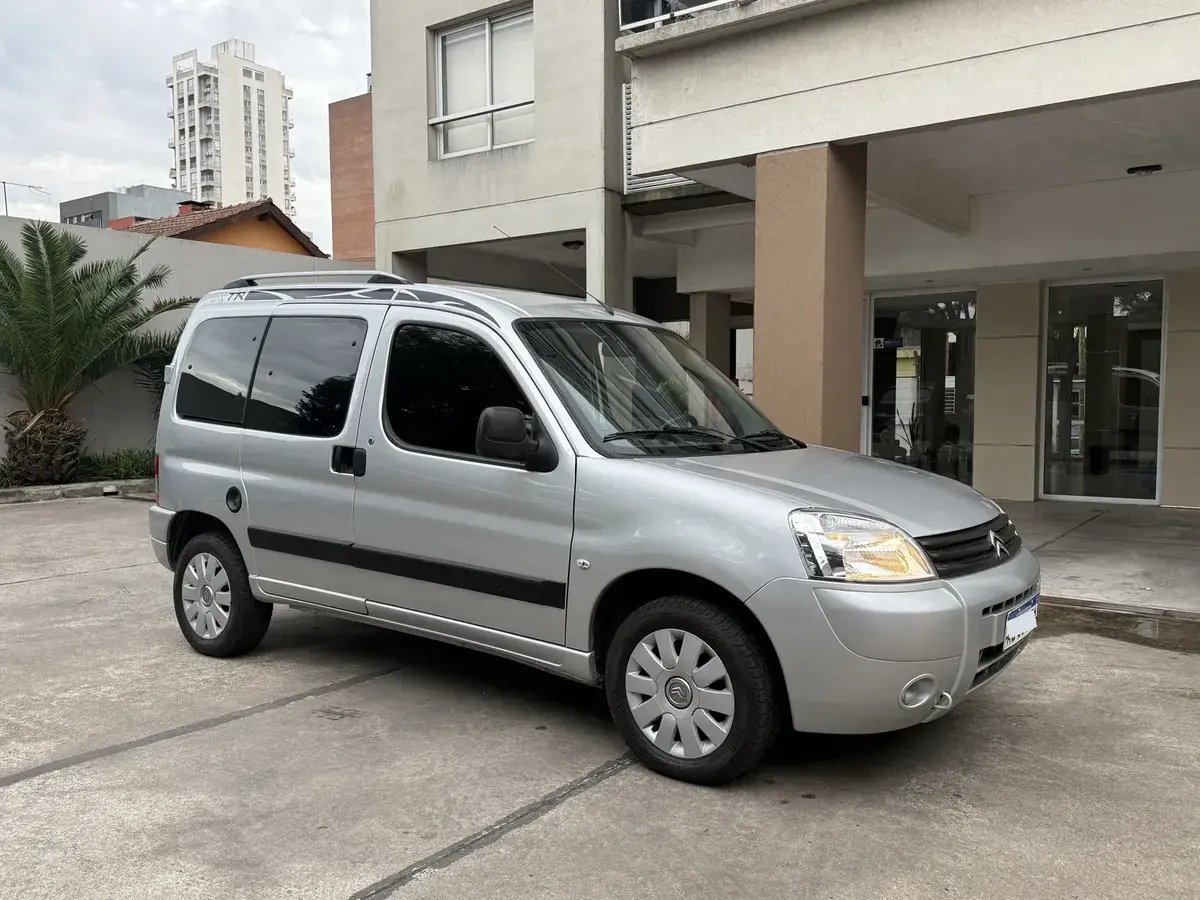 Citroën Berlingo Multispace 1.6 Xtr Hdi 92 Am18 2023 - foto 4