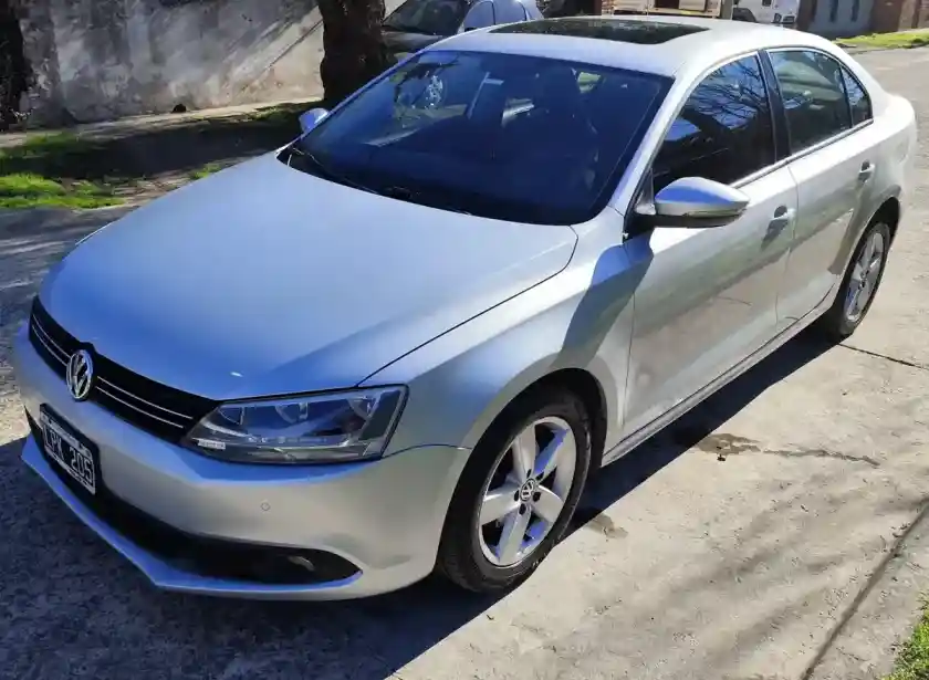 Volkswagen Vento 2012 - foto 1