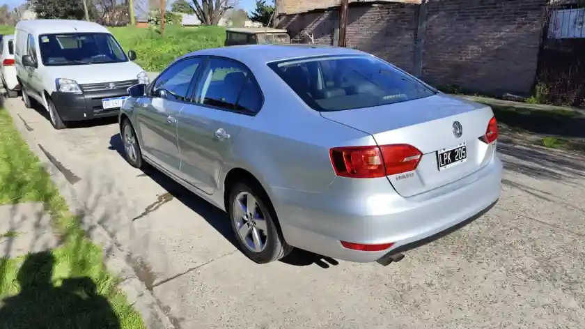 Volkswagen Vento 2.5 Luxury 170Cv 2012 - foto 4