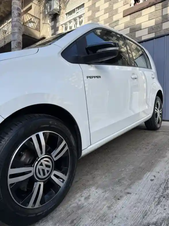 Volkswagen Up! 1.0 Pepper 101Cv 2019 - foto 2