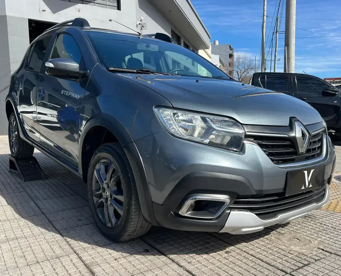 Renault Sandero Stepway 1.6 16V Intense 2020 - foto 1
