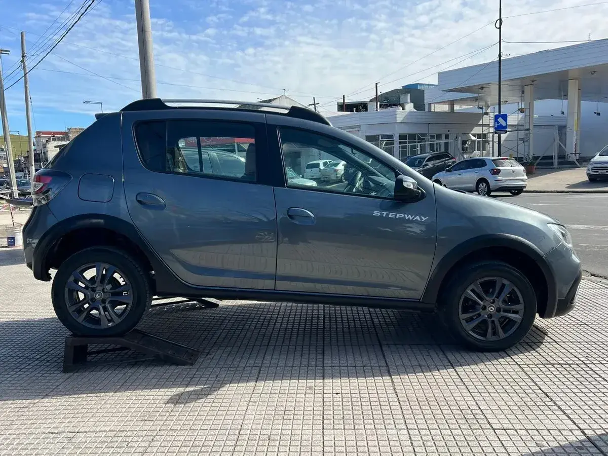 Renault Sandero Stepway 1.6 16V Intense 2020 - foto 4