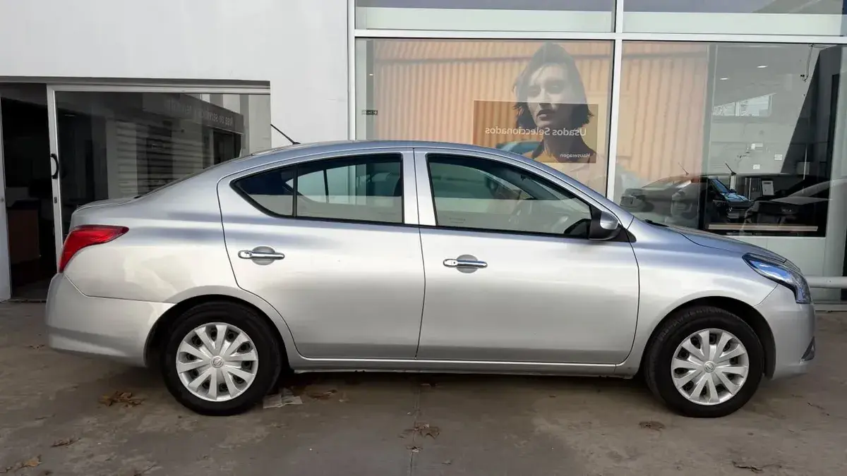 Nissan Versa 1.6 Sense At 2018 - foto 4