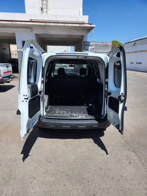 Renault Kangoo Ii Express Confort 5A 1.5 Dci 2023 - foto 5