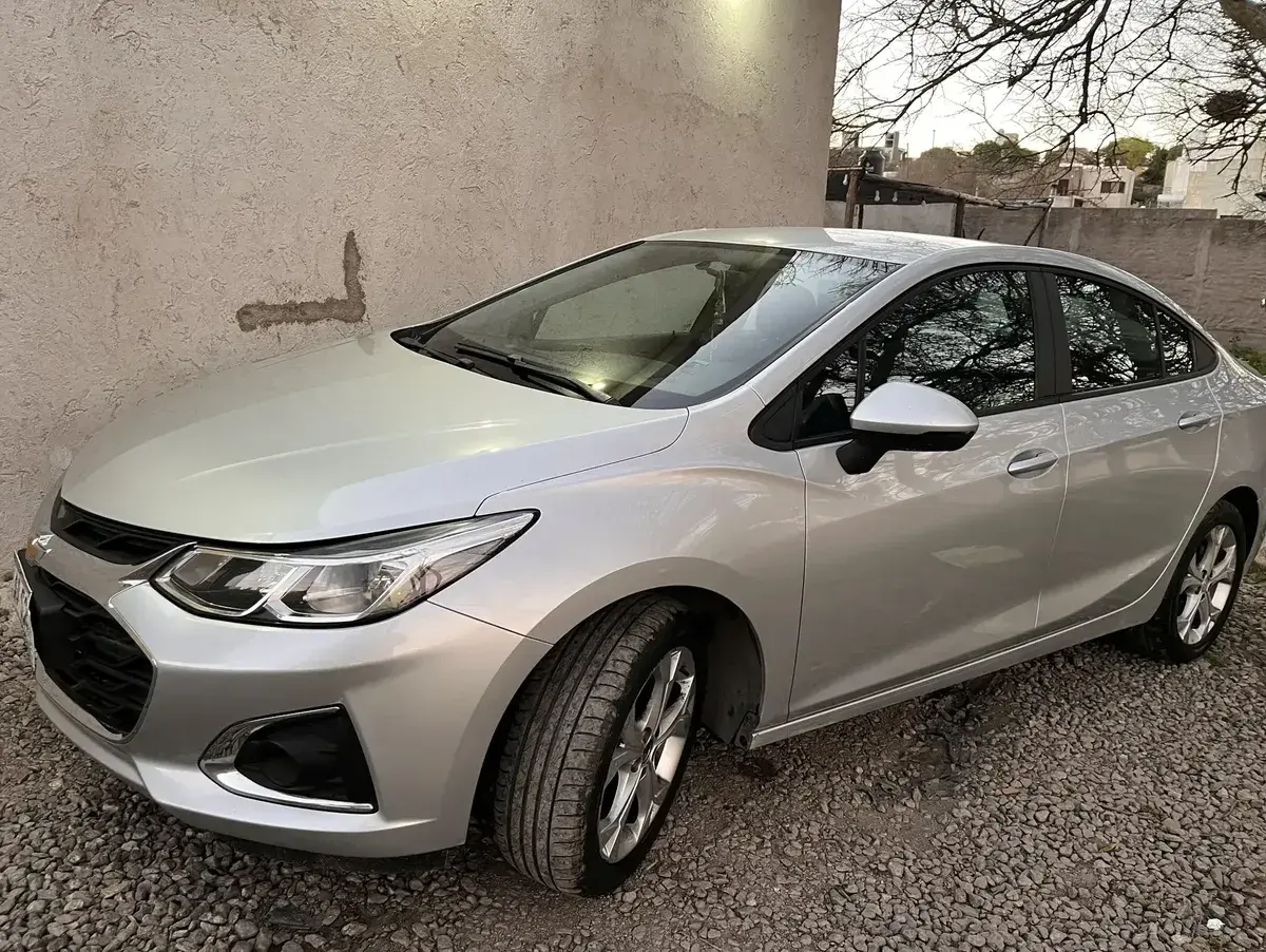 Chevrolet Cruze 1.4 Lt Mt Sedan 2022 - foto 1