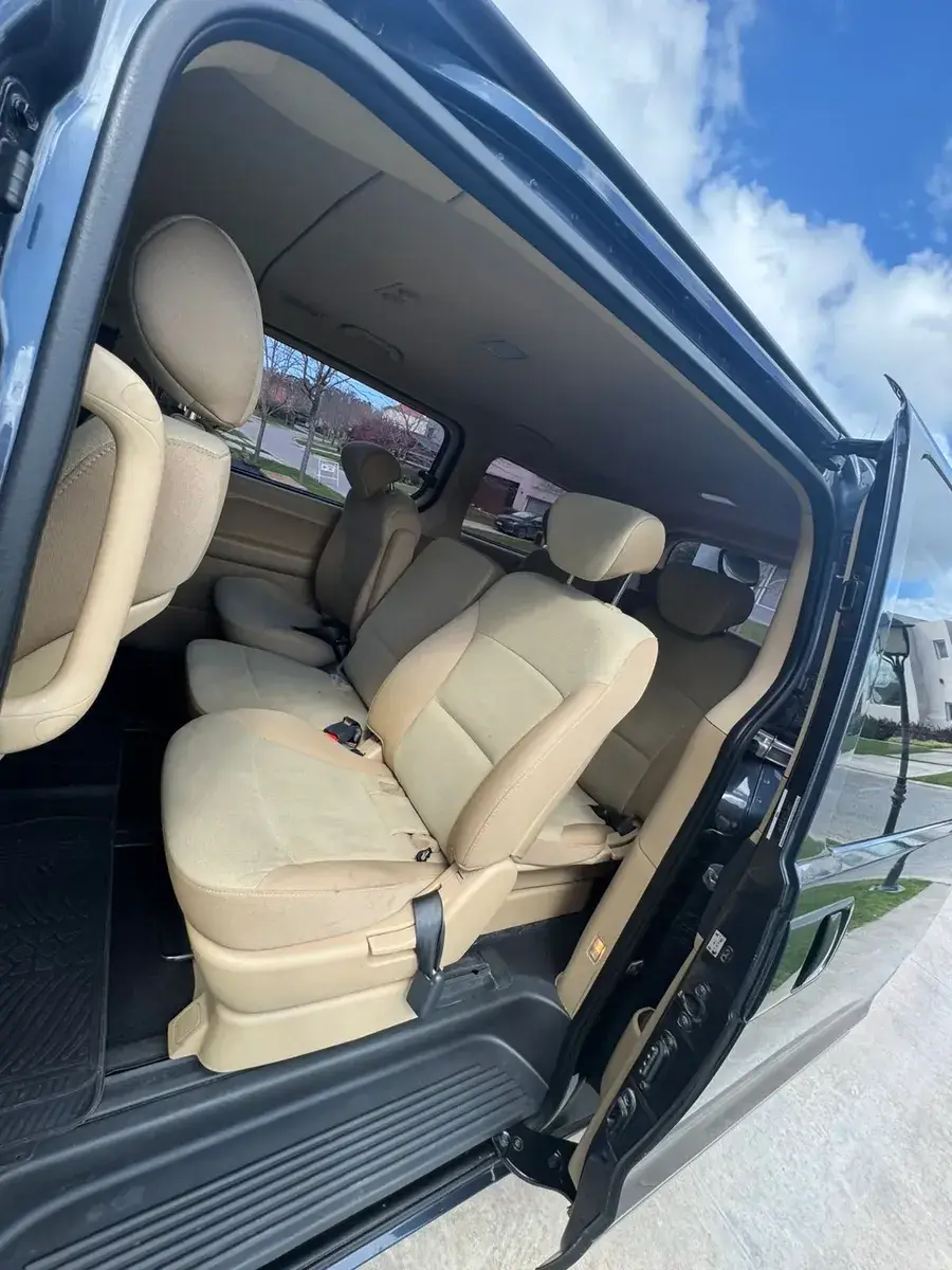 Hyundai H1 2.4 Premium 175 Cv Automatica 2018 - foto 2