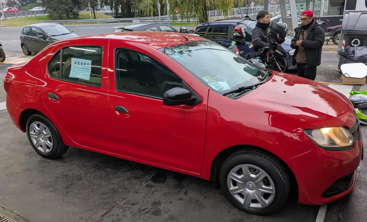 Renault Logan 1.6 Authentique Plus 85Cv 2018 - foto 4
