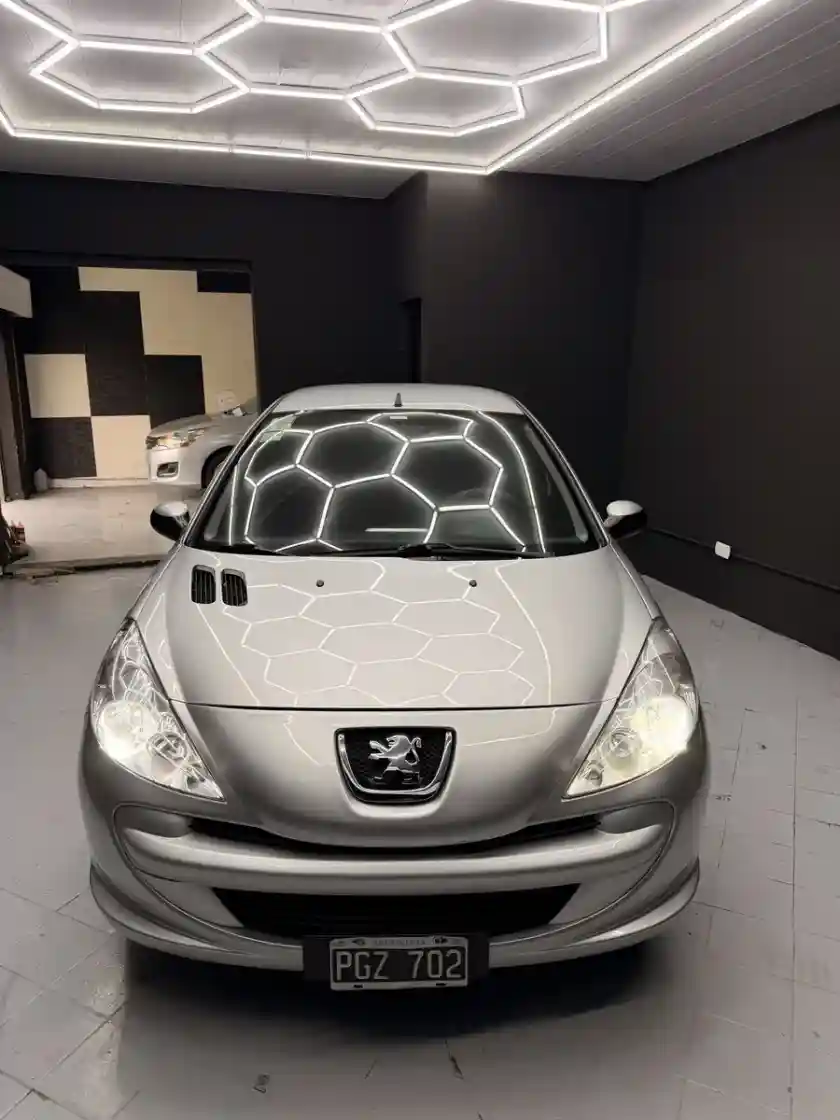 Peugeot 207 1.4 Allure Hdi 70Cv 2015 - foto 3