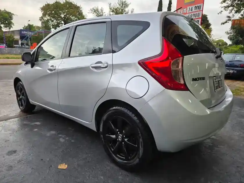 Nissan Note 1.6 Advance 107Cv Pure Drive 2015 - foto 2