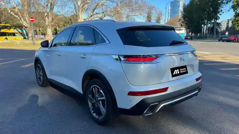 D.s. Ds7 Crossback 2.0 Hdi 180 At Bastille+ 2022 - foto 3