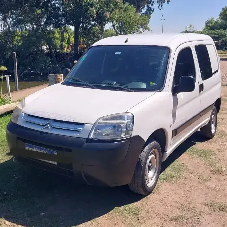 Citroën Berlingo Furgon 1.4 Bussines 75Cv Mixto 2016 - foto 1