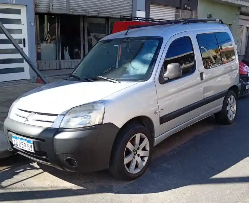 Citroën Berlingo Furgon 1.6 Hdi 92 Bussines 2017 - foto 1