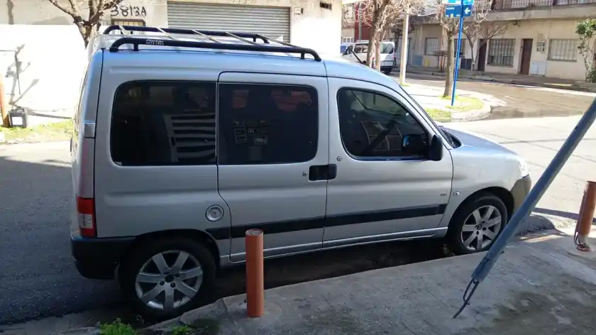 Citroën Berlingo Furgon 1.6 Hdi 92 Bussines 2017 - foto 3