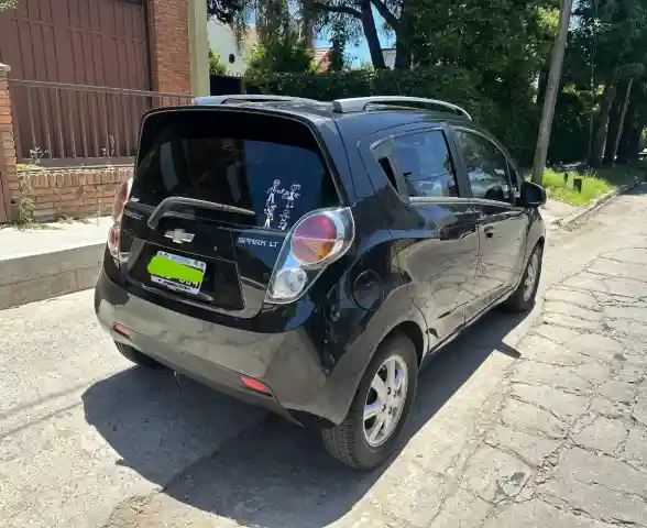 Chevrolet Spark 1.2 Lt 2011 - foto 4
