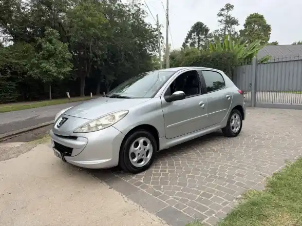 Peugeot 207 1.4 Allure 75Cv 2014 - foto 1