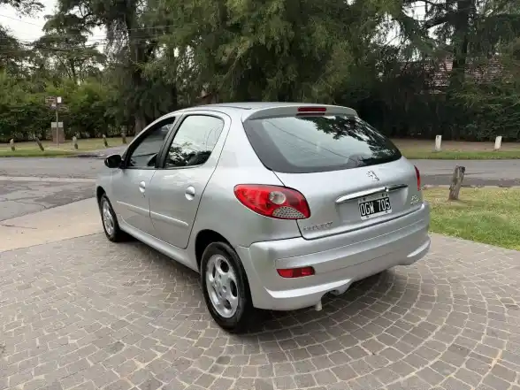 Peugeot 207 1.4 Allure 75Cv 2014 - foto 4