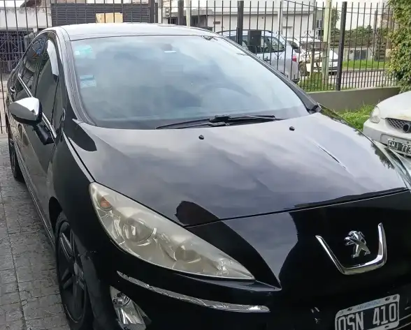 Peugeot 408 2015 - foto 1