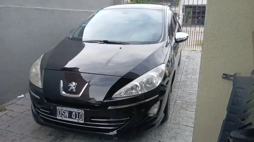 Peugeot 408 2.0 Allure 143Cv 2015 - foto 2