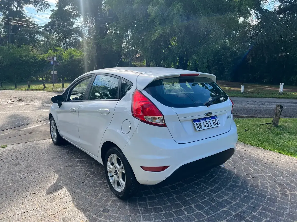 Ford Fiesta Kinetic 1.6 Se 2017 - foto 3