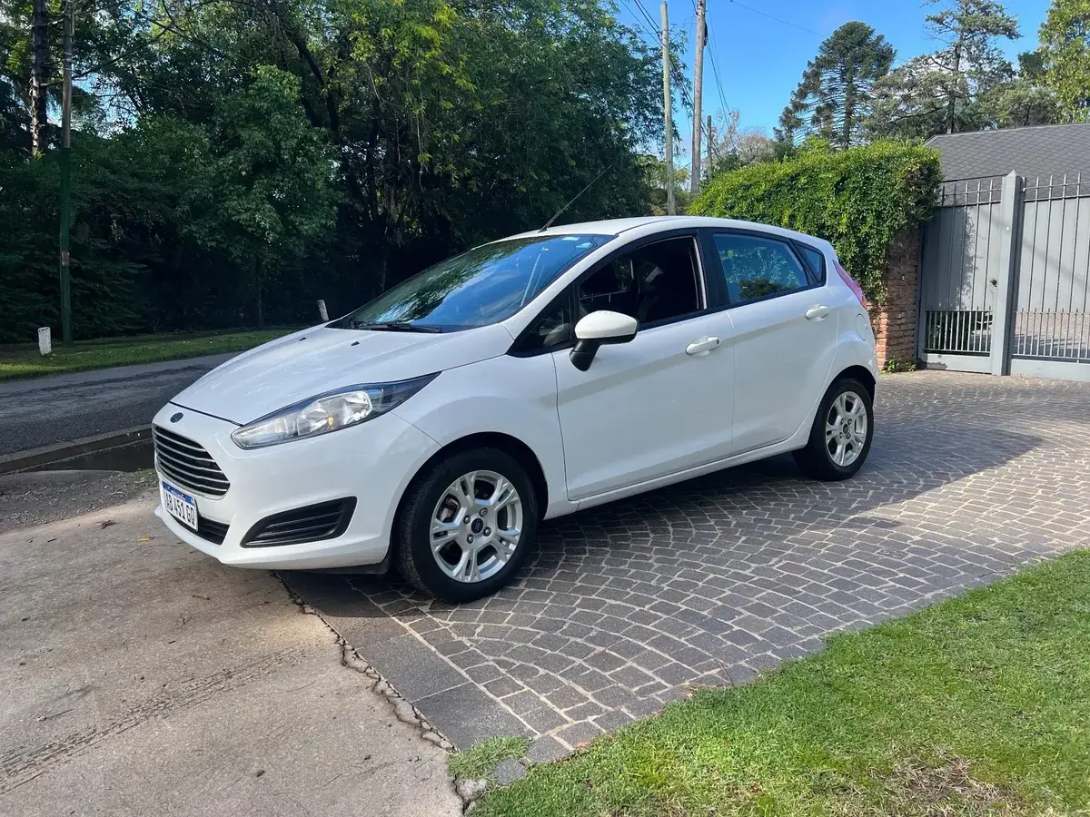 Ford Fiesta Kinetic 1.6 Se 2017 - foto 4