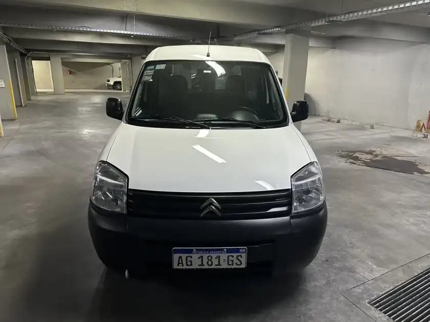 Citroën Berlingo Furgon 1.6 Vti 115 Business 2023 - foto 3