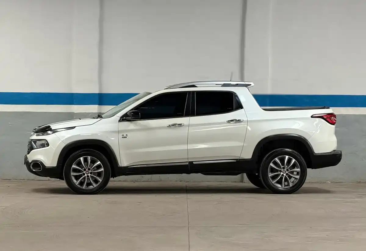 Fiat Toro 2.0 Volcano 4X4 At 2021 - foto 4