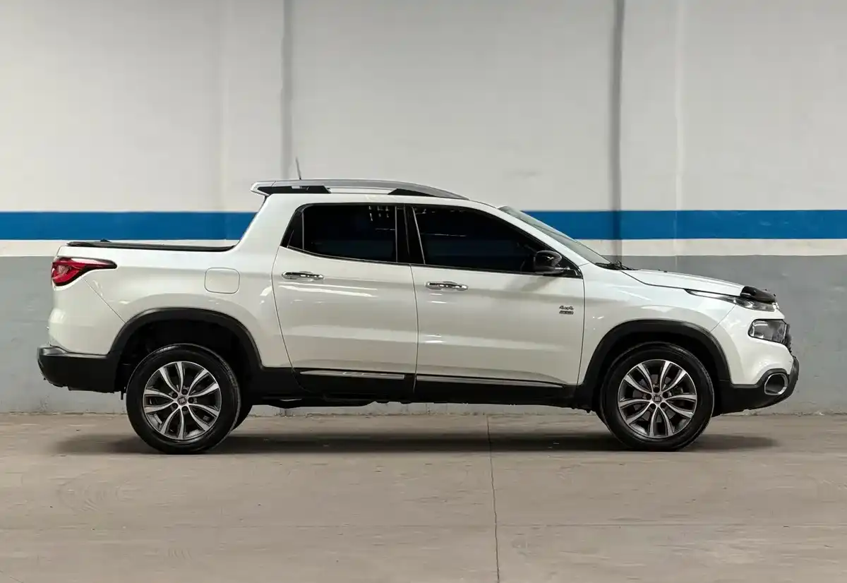 Fiat Toro 2.0 Volcano 4X4 At 2021 - foto 5