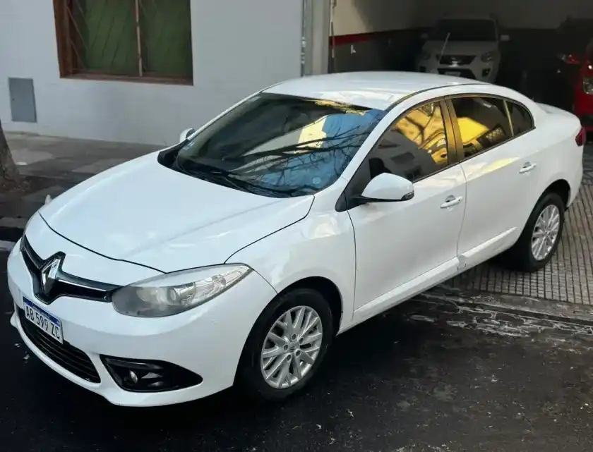 Renault Fluence 2.0 Ph2 Privilege 143Cv 2017 - foto 1