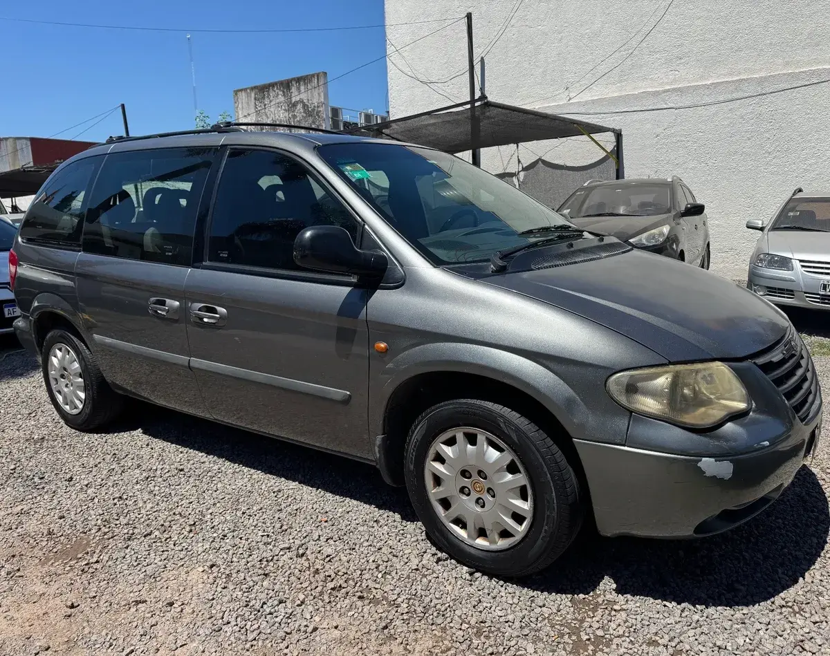 Chrysler Caravan 2.4 Se 2.4 2007 - foto 2