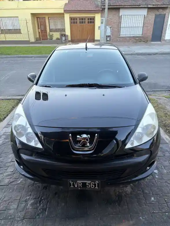 Peugeot 207 1.4 Xs 2010 - foto 2
