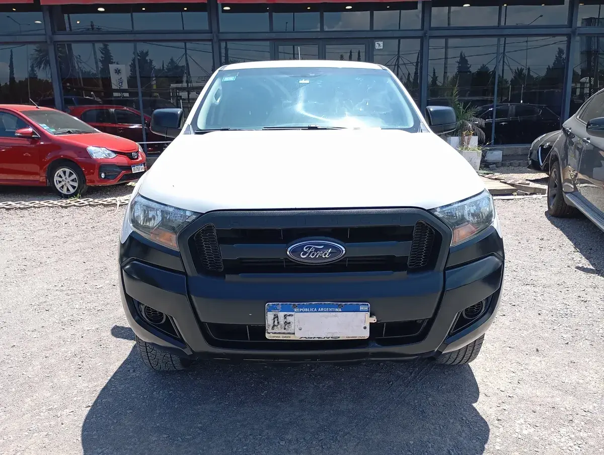 Ford Ranger 2.2 Cd Xl Tdci 125Cv 4X2 2023 - foto 2