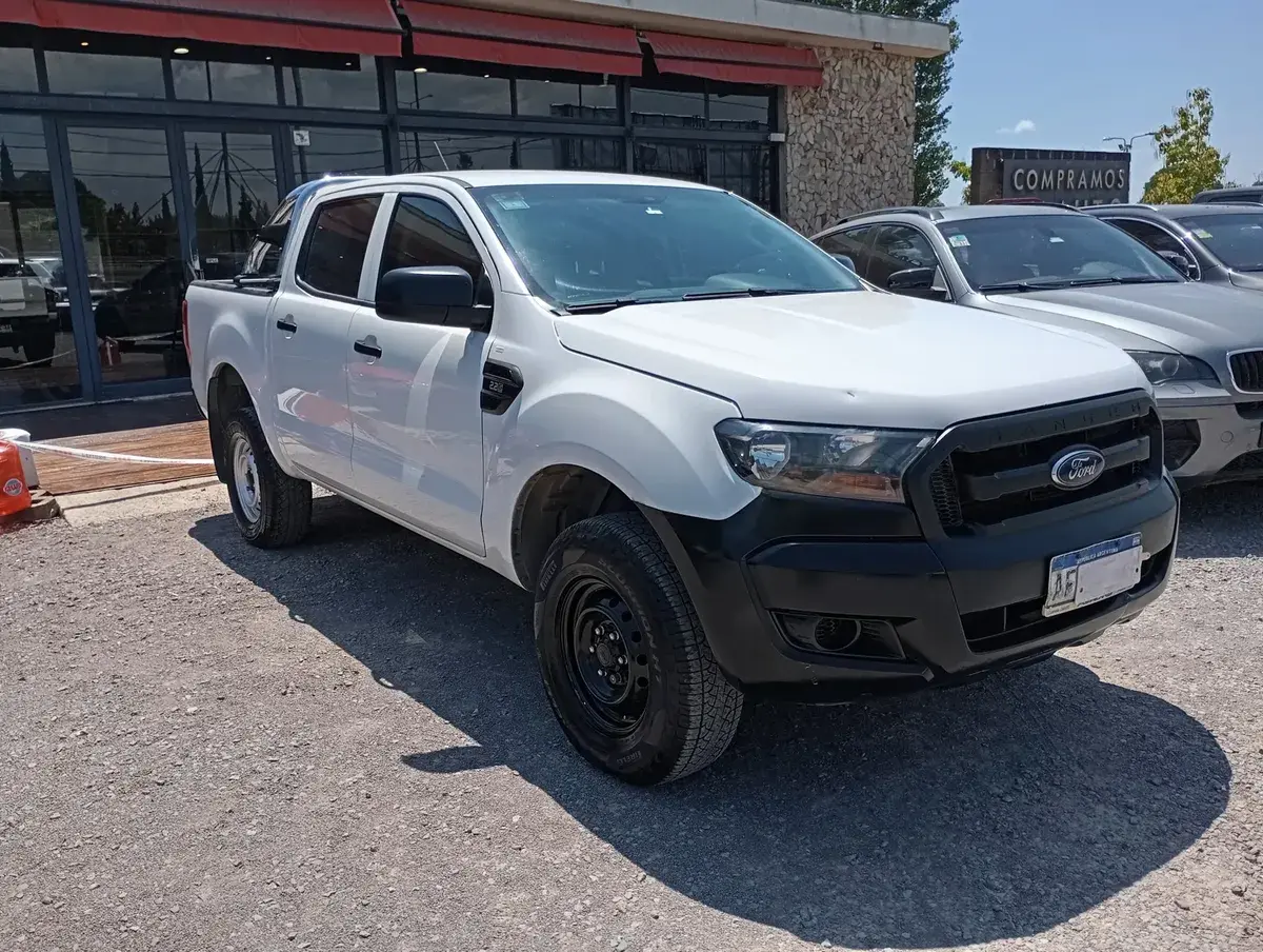 Ford Ranger 2.2 Cd Xl Tdci 125Cv 4X2 2023 - foto 3