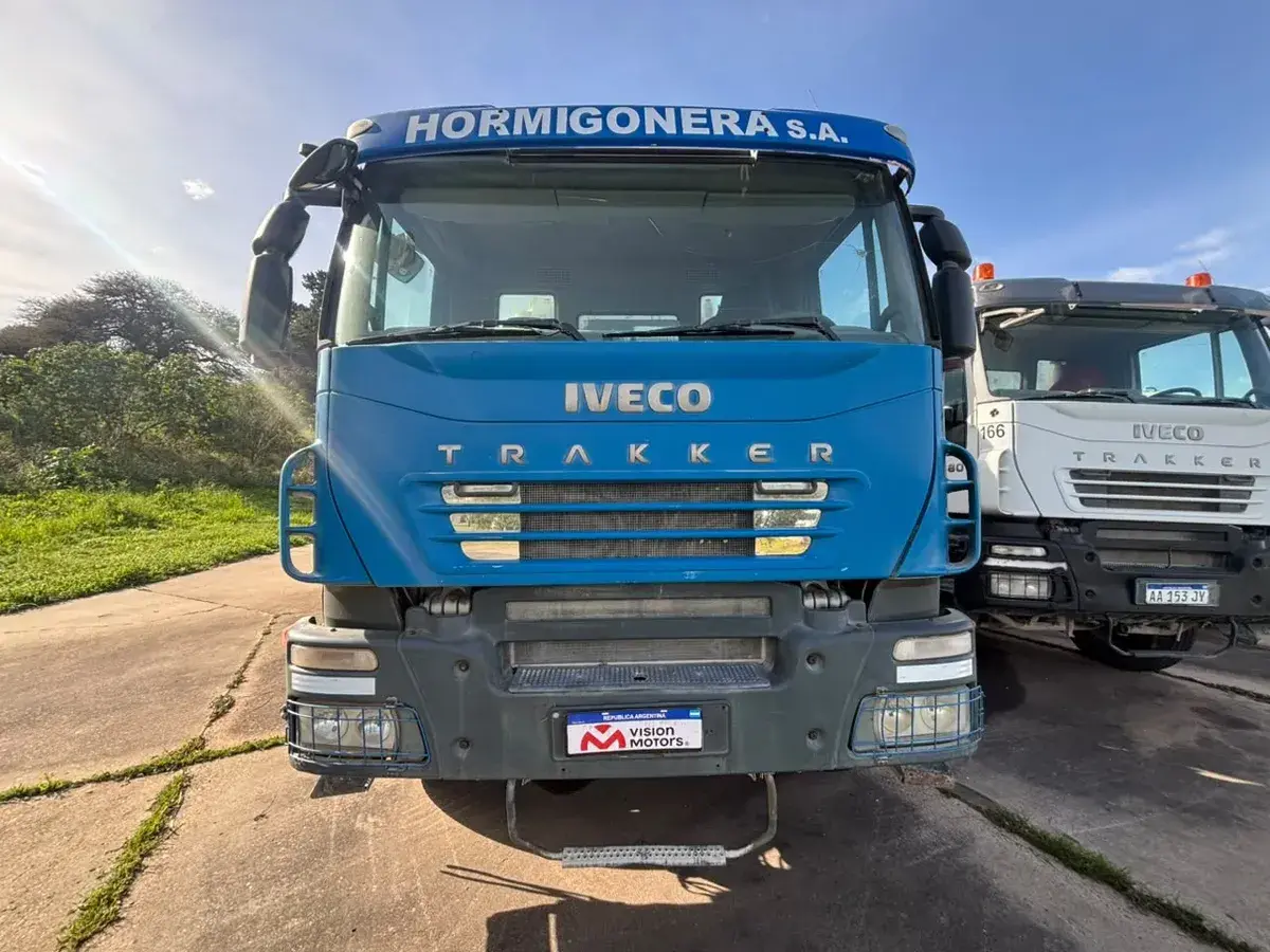 Iveco Trakker Trakker 410 T 44N 3500 6X4 2007 - foto 2