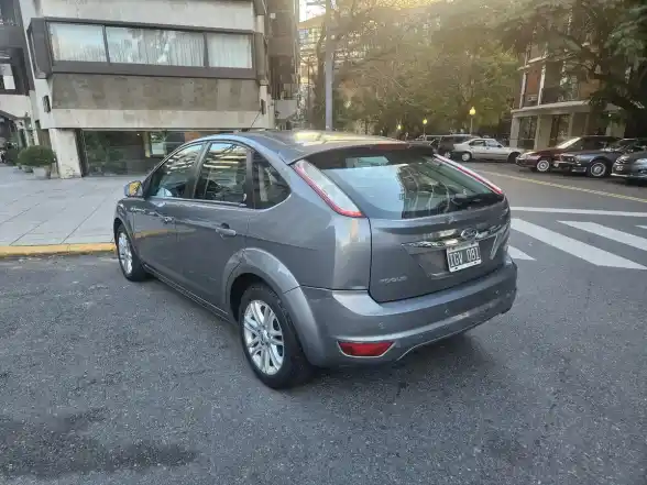 Ford Focus 2 2.0 Ghia At 2009 - foto 4