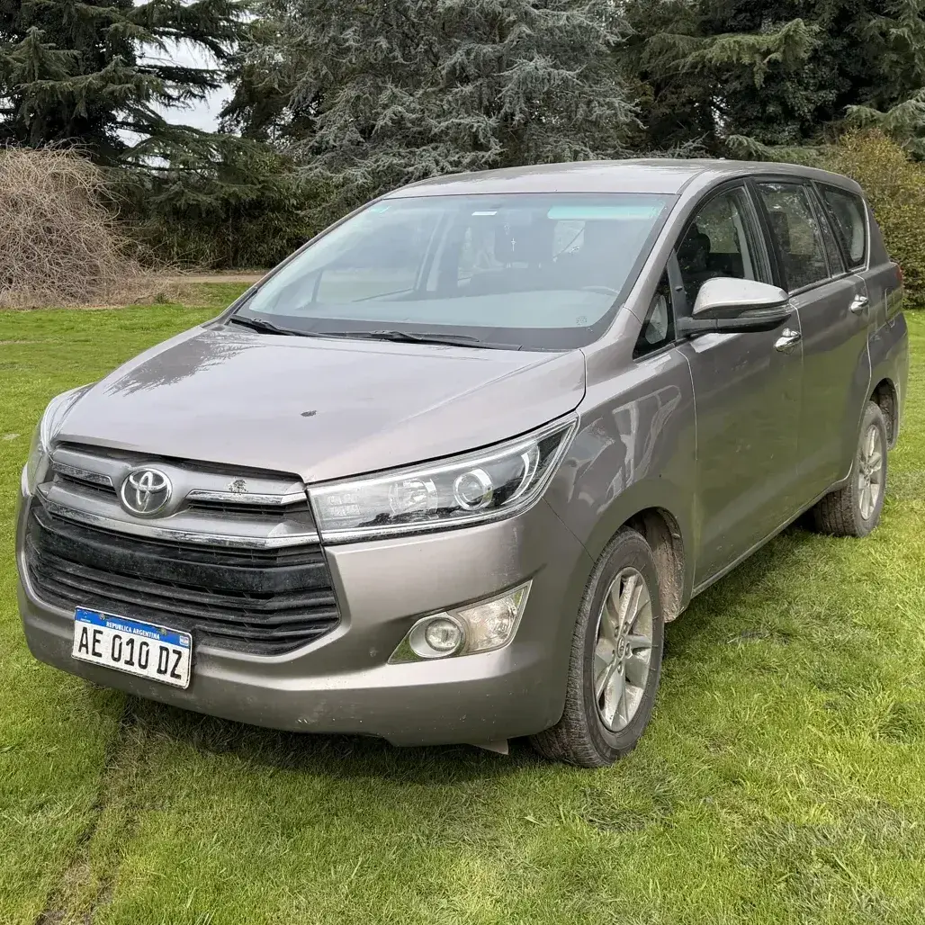Toyota Innova 2.7 Srv 6At 8A 2018 - foto 1