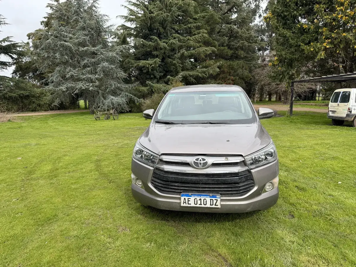 Toyota Innova 2.7 Srv 6At 8A 2018 - foto 2