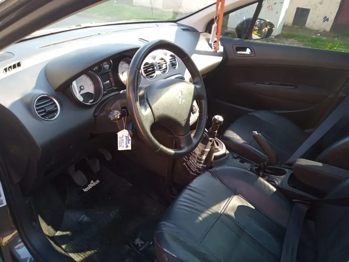 Peugeot 308 1.6 Allure Nav 115Cv 2015 - foto 3