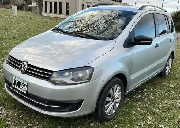 Volkswagen Suran 2011 - foto 1