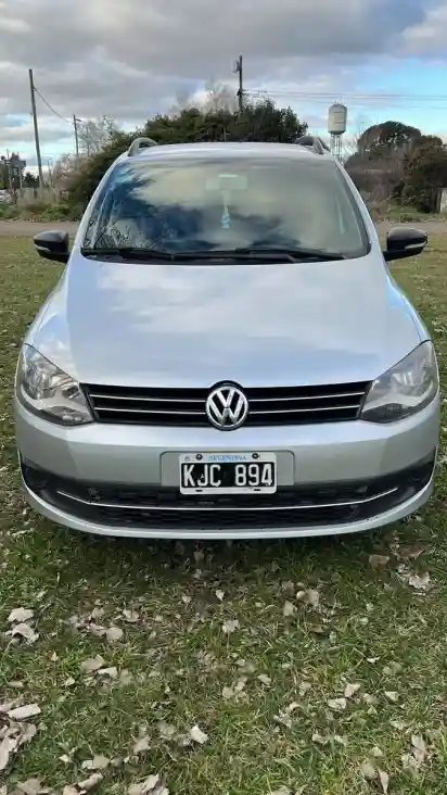 Volkswagen Suran 1.6 Trendline 11B 2011 - foto 5